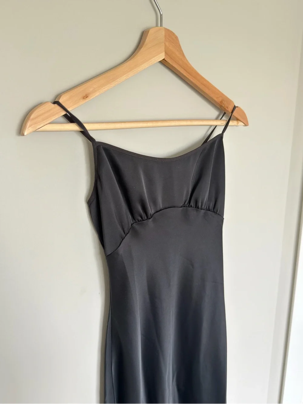 Aritzia Black satin slip midi dress size S open back tie detail - Picture 5 of 8
